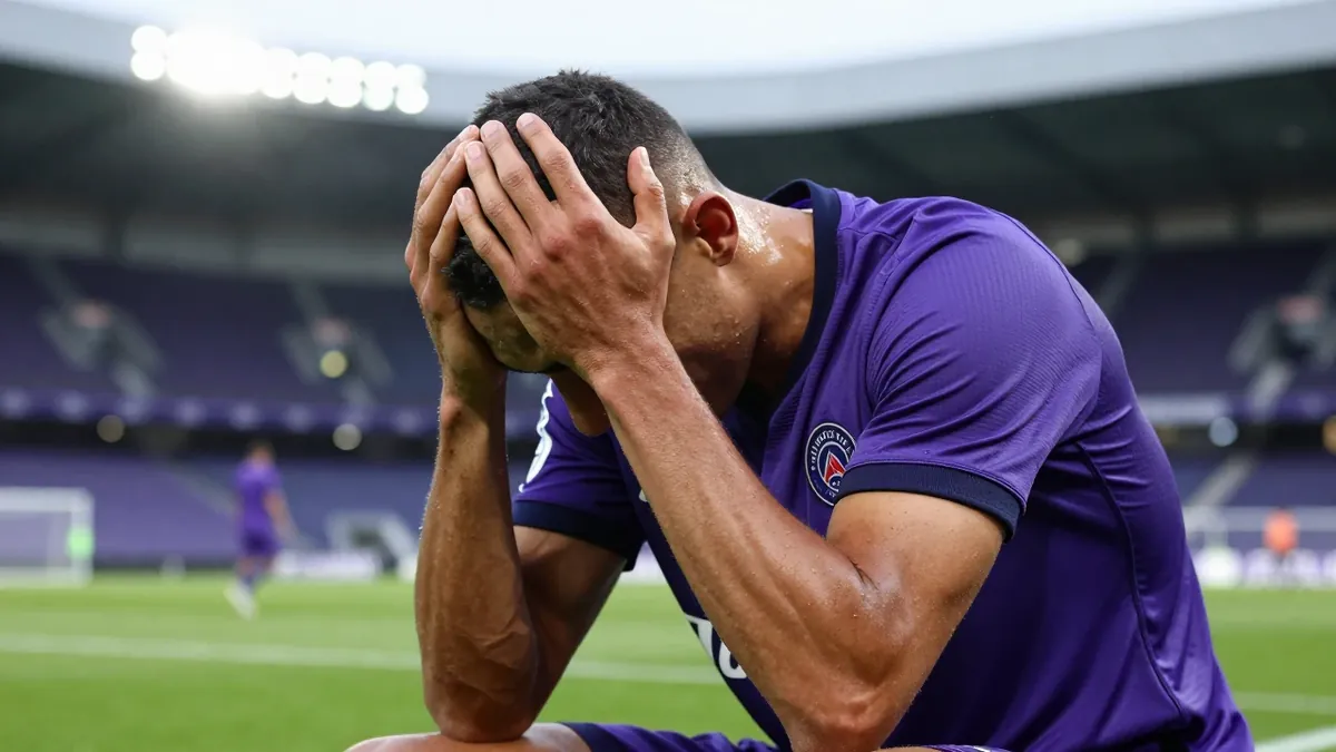 Toulouse Football Club suffered a third Ligue 1 defeat to Lille, marking a difficult start to the season with just one...