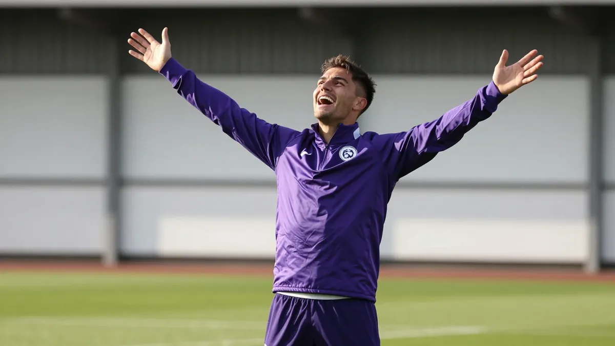 Le Toulouse Football Club célèbre ses 90 ans avec une collection capsule limitée "Forza Tolosa", créée en partenariat...