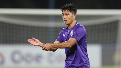 Teenage midfielder Ilyas Azizi, aged 18, was handed his first Ligue 1 start by coach Jens Berthel Askou for Toulouse...