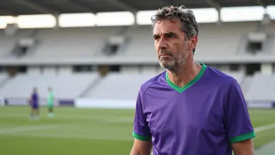 L'Olympique Lyonnais se prépare à un important turnover avant son match crucial contre Fenerbahçe, tout en jouant à...